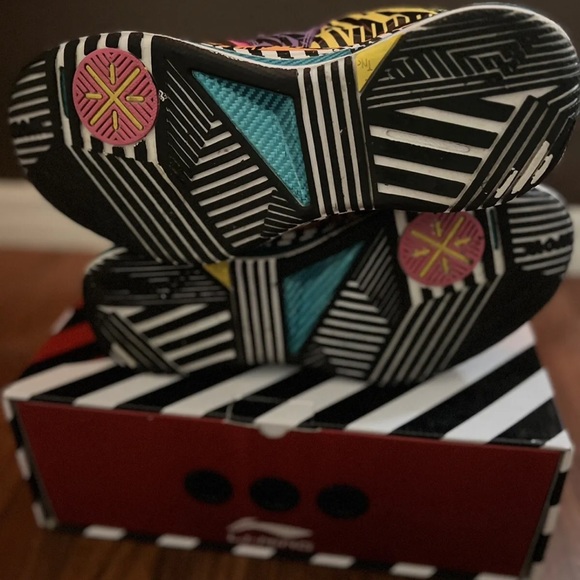 Dwayne Wade-  Wow 2 diablo wade Lining 10.5 Great Condition - Picture 4 of 9